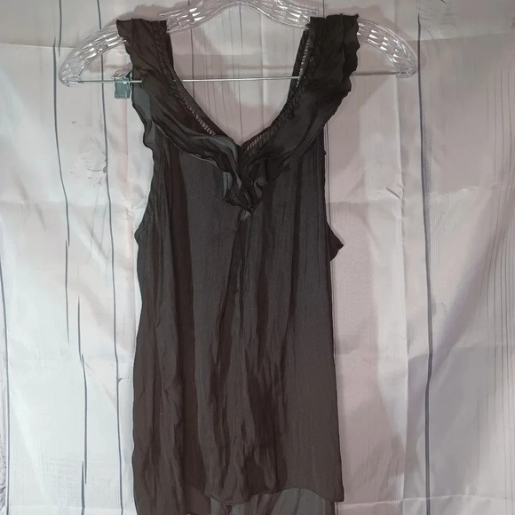 H&M sleeveless ruffle black top - Picture 6 of 7